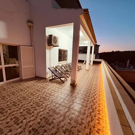 Saromani Villa Branqueira