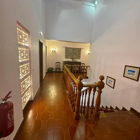 Saromani Villa